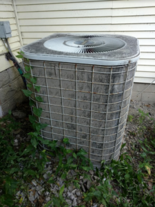 5 Ways To Prep Your AC For The Summer: dirty ac unit